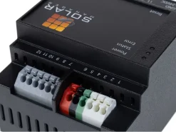 Frontansicht Solarmanager Connect 2, Anschlüsse